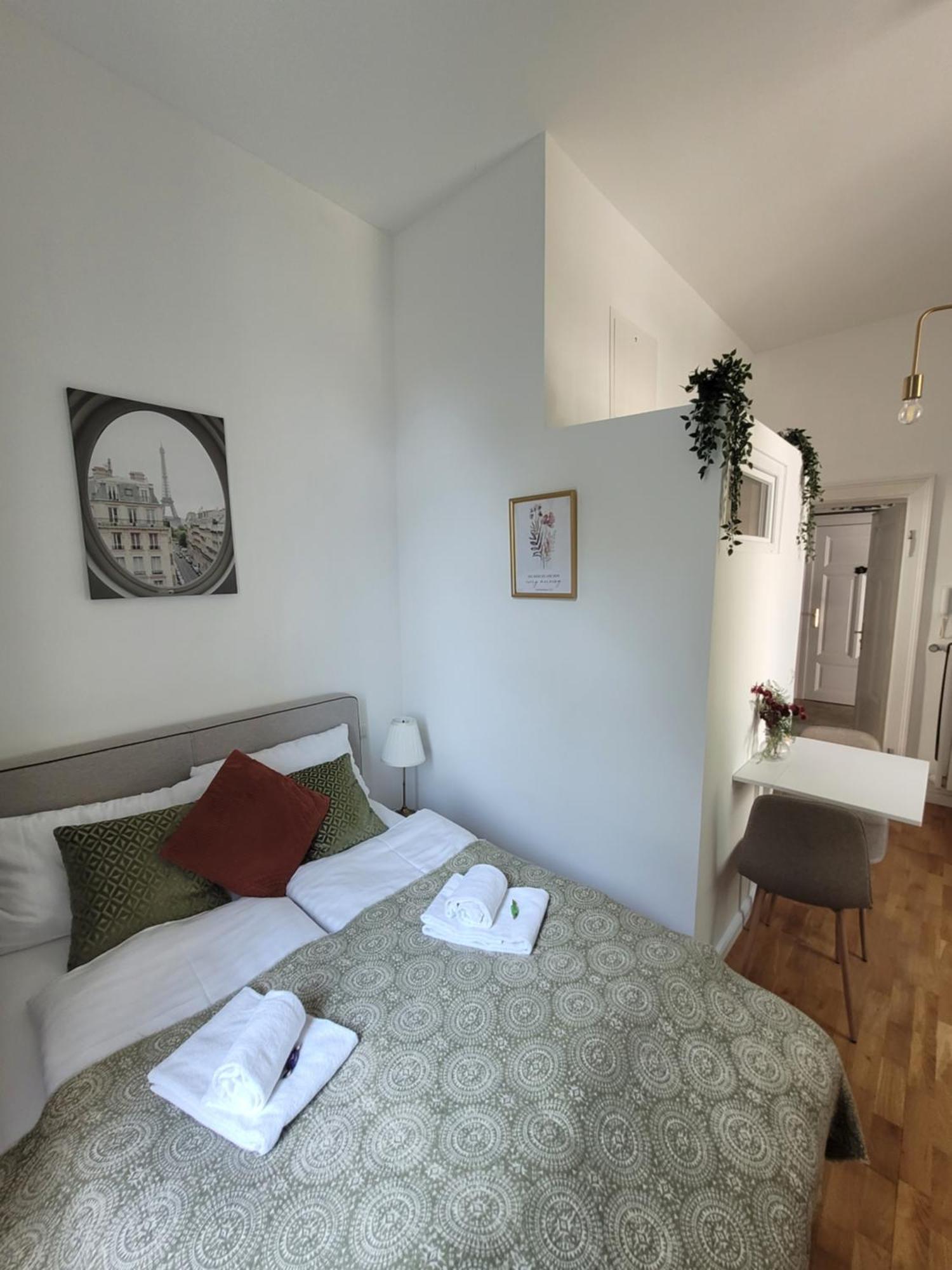 Stay Studio 1 Zentral Balkon Parkplatz Bad Pyrmont Exteriör bild